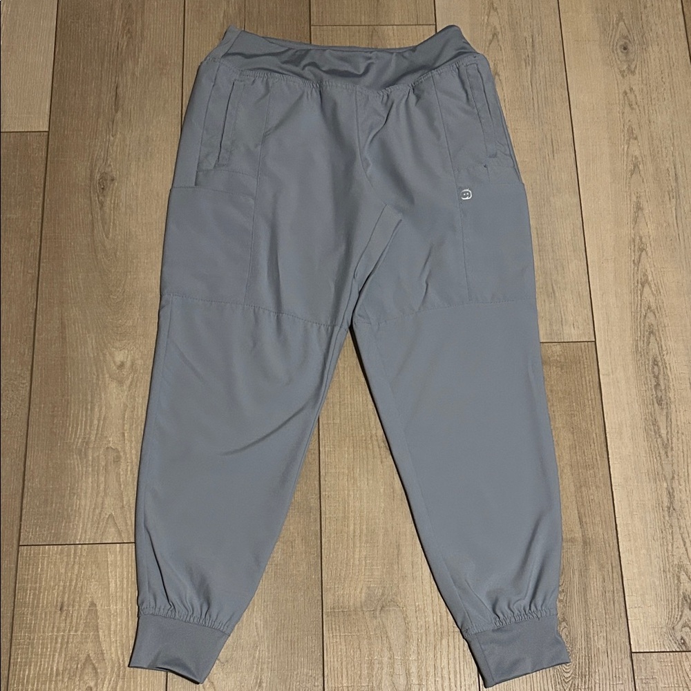 Women's WonderWink Gray Jogger Scrub Medium Petite Pants